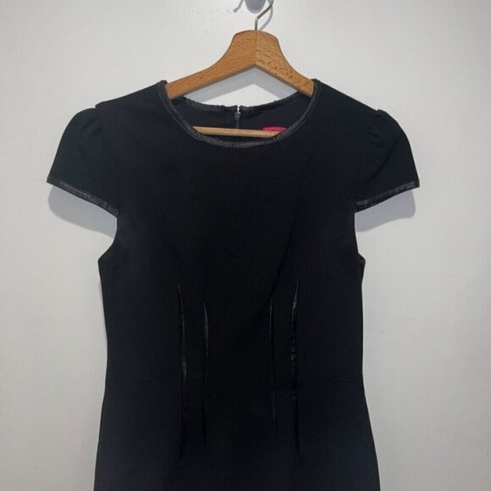 Betsey Johnson Black Cap Sleeve Sheath Dress Size 4 - Picture 9 of 10
